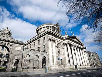 Man fails in appeal to stop fr...